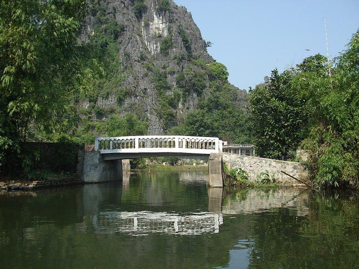 Tam Coc Nov 08 (2)